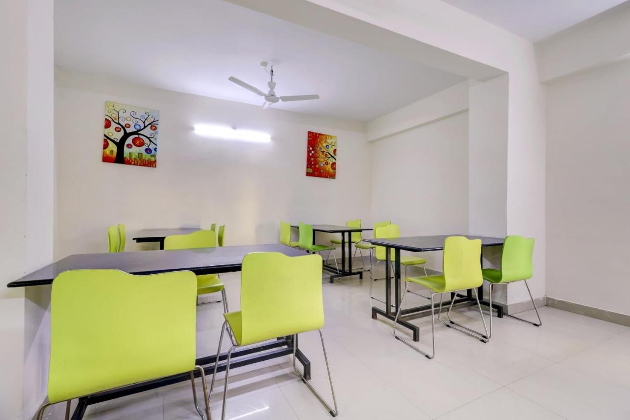 Collection O Broholic Hotels Near Gachibowli Kondapur  Bagian luar foto